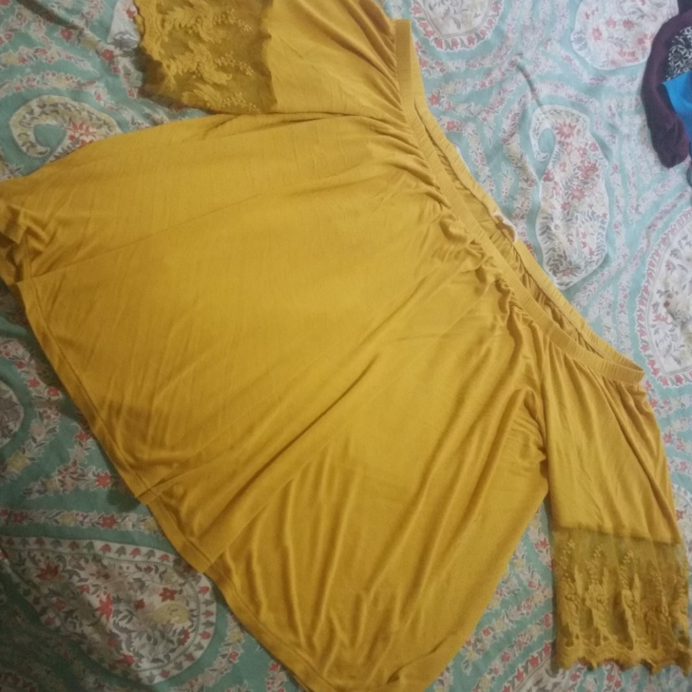 Yellow tee